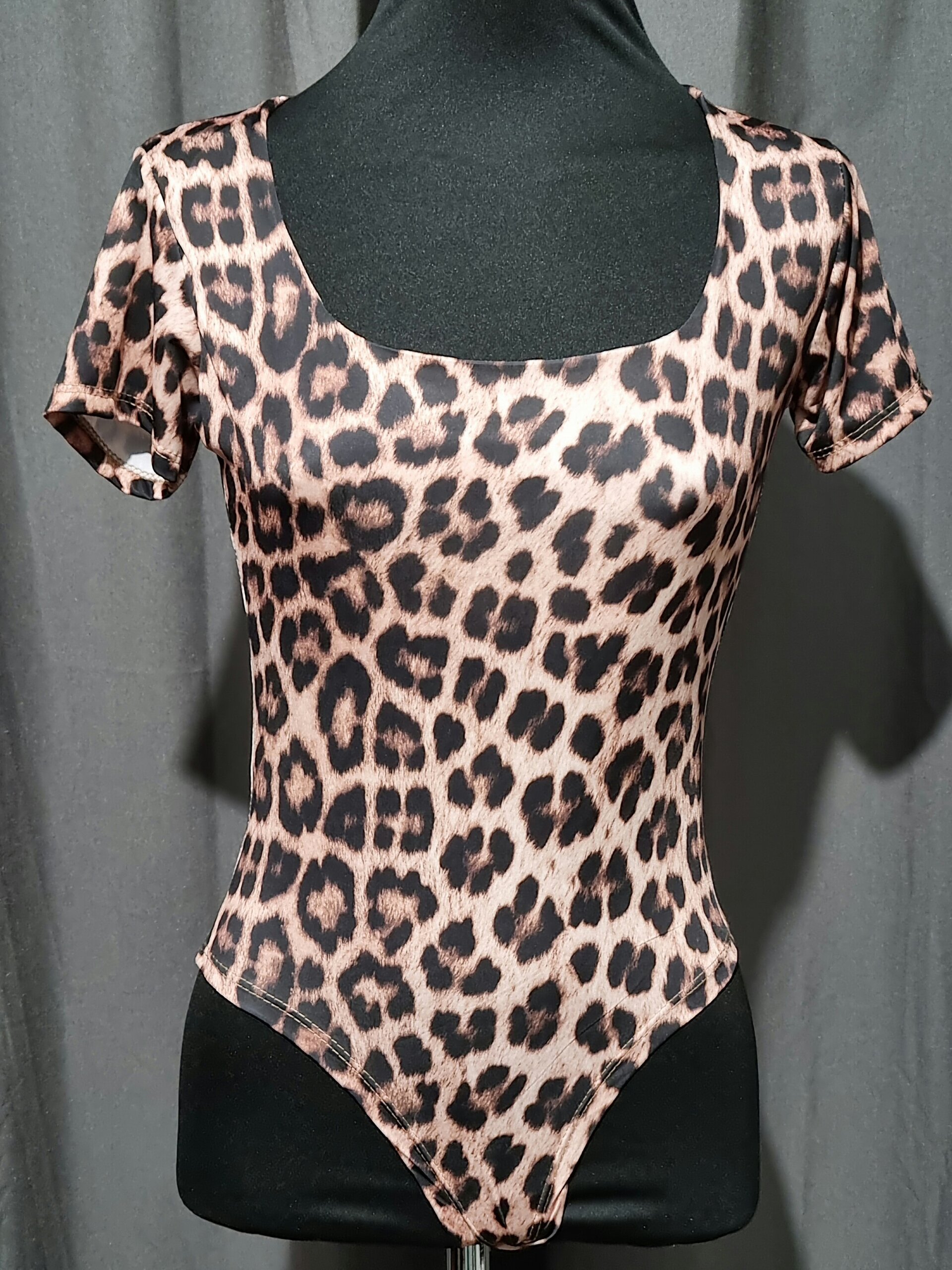 Body Leo - 2