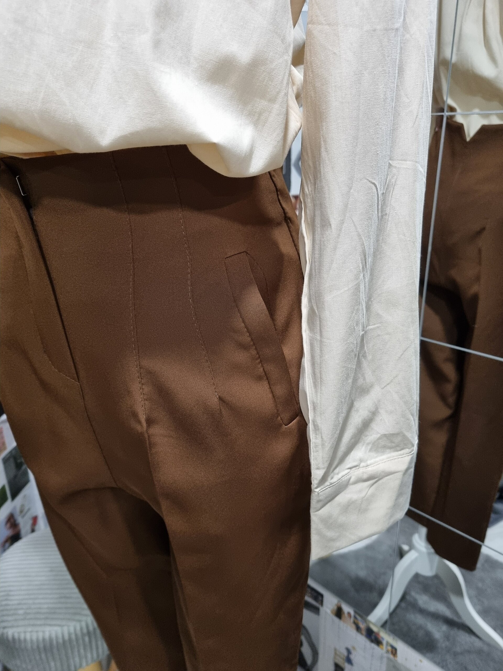 Pantalón chocolate - 3