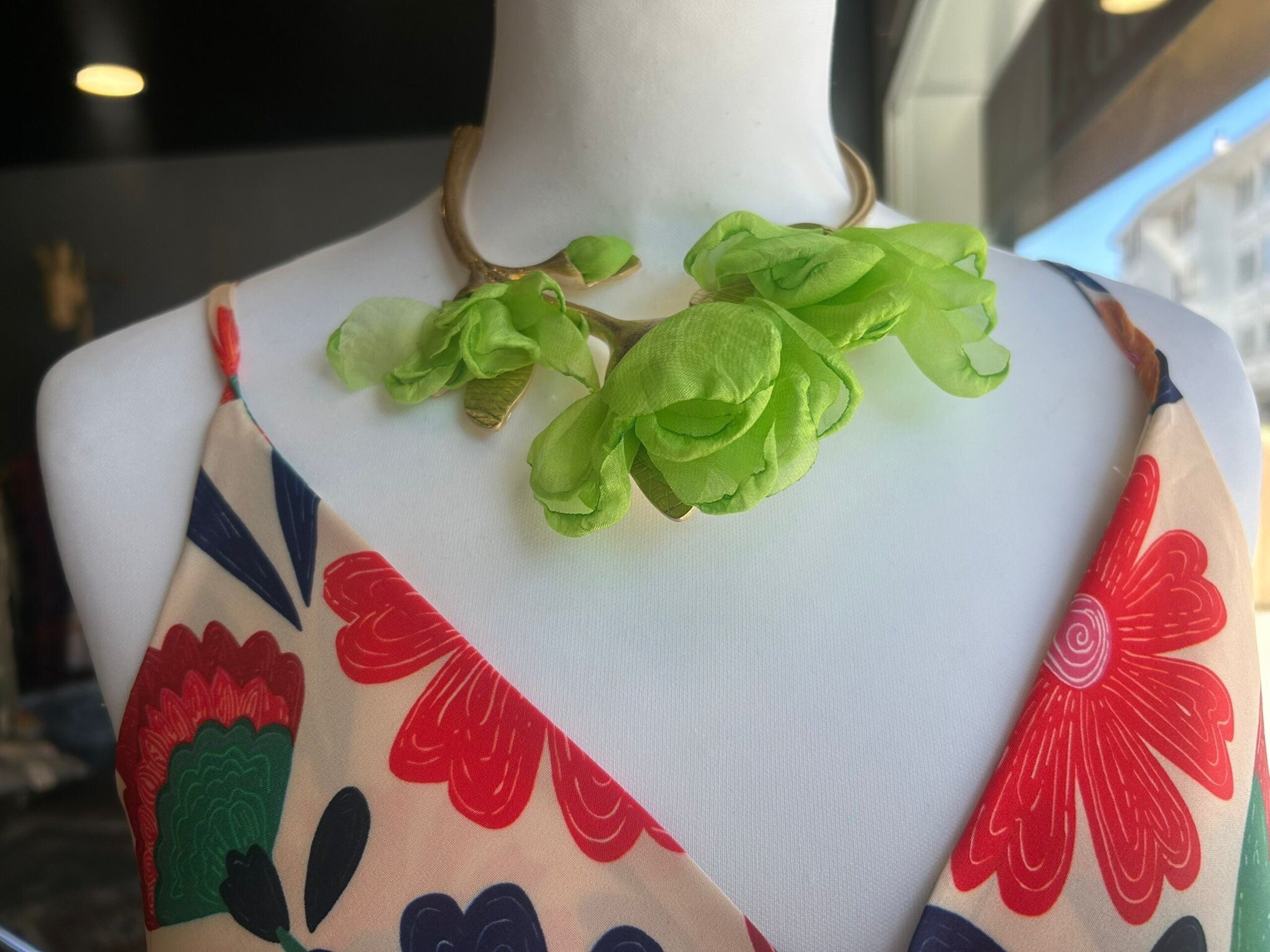 Collar Flores Verdes - 2